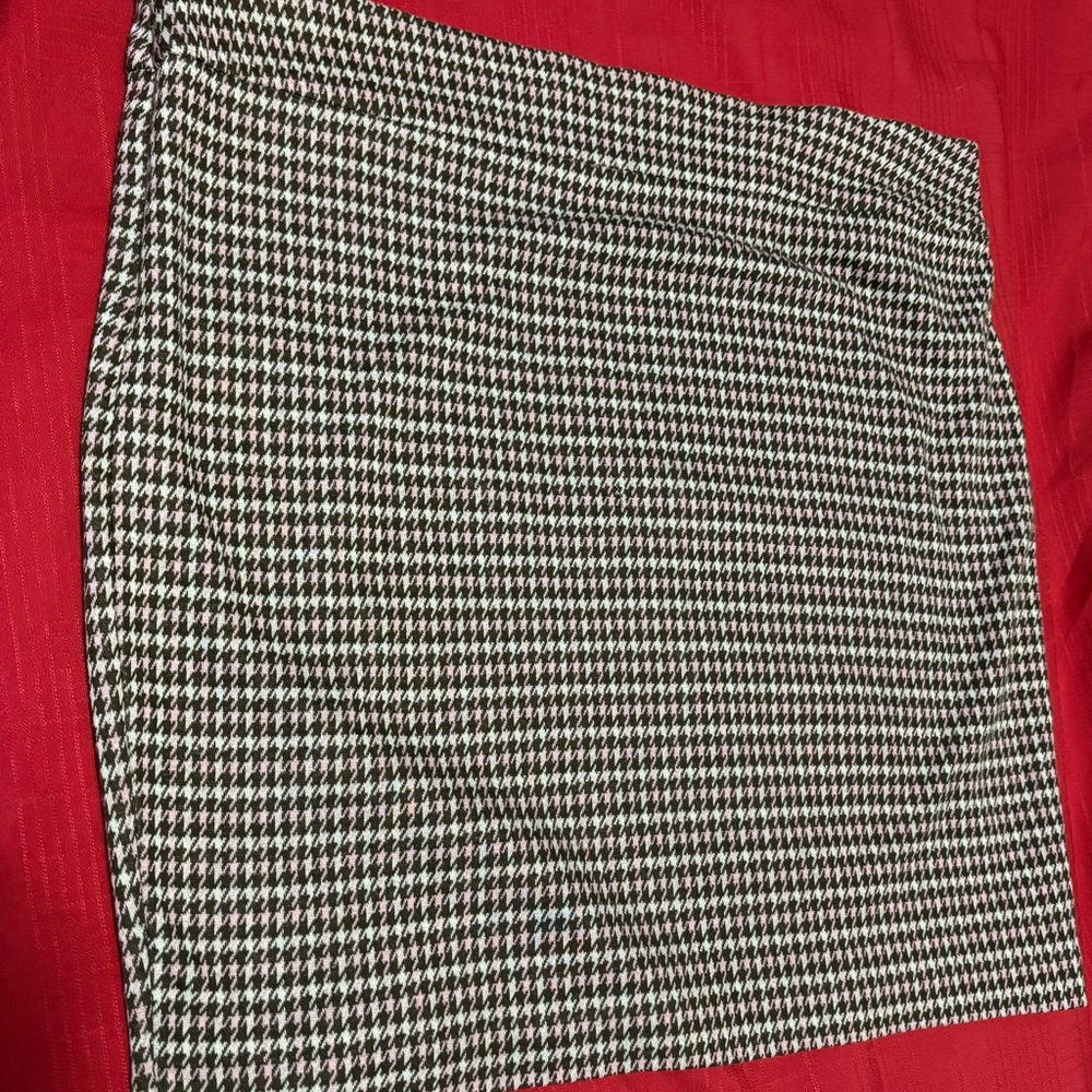 Avenue Classic Brown and Pink Skirt